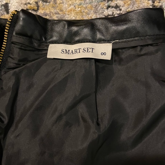 Black Dress Skirt - Picture 7 of 7